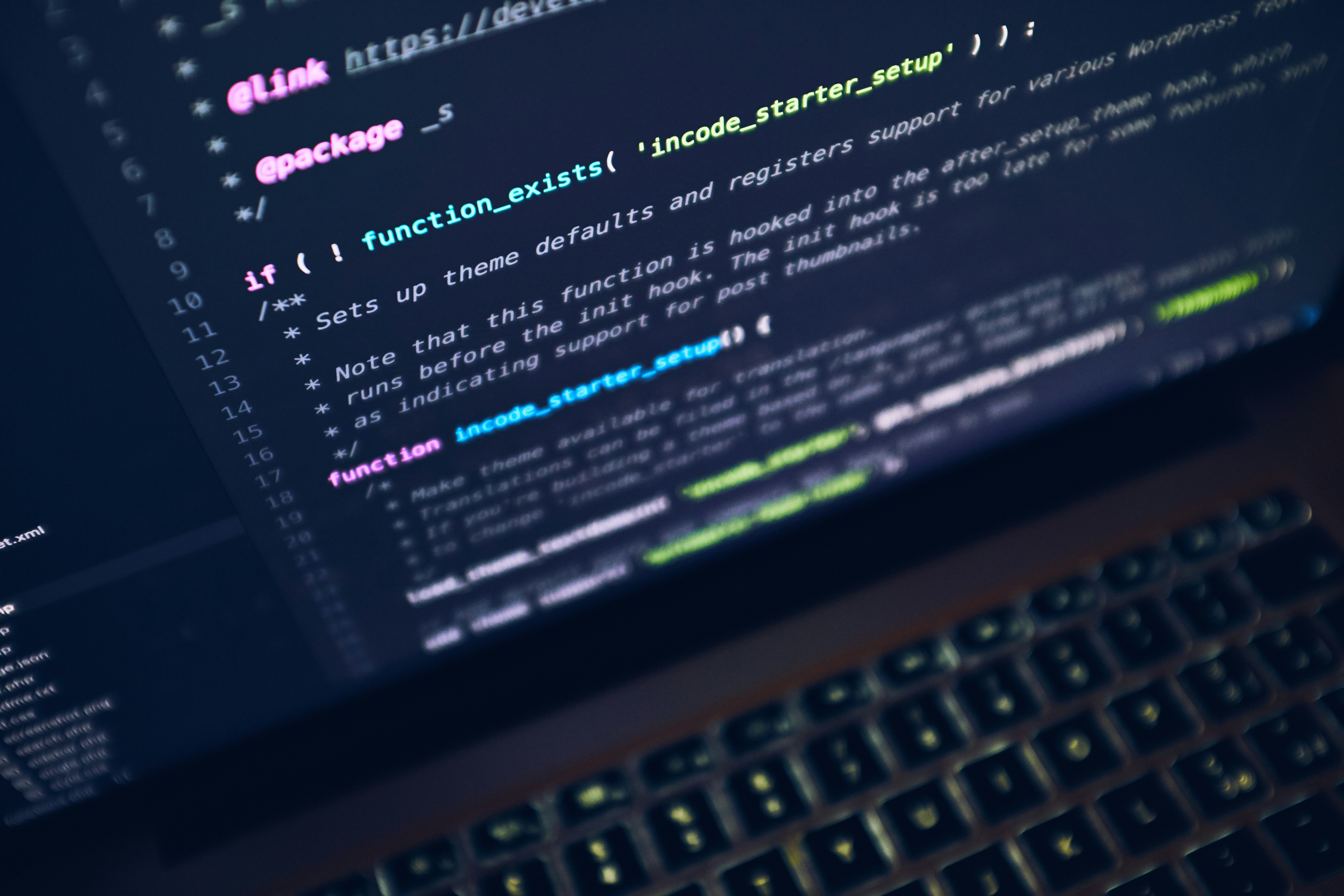 Orca: Making Real-Time Pipelines Easier to Build with Stream Graphs